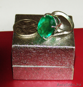 Серебряное кольцо с бриллиантами и изумрудом - Изображение #1, Объявление #134379