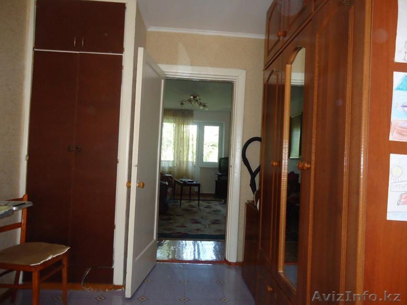 продается 2- комнатная квартира в Торговом центре (1 мкр) 4 этаж - Изображение #4, Объявление #938622