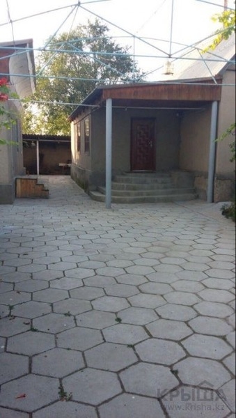 Продам дом с мансардой и большим участком земли - Изображение #2, Объявление #1659811