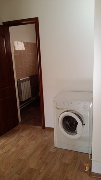 Срочно сдам в аренду  благоустроенный дом в центре города - Изображение #1, Объявление #1683715