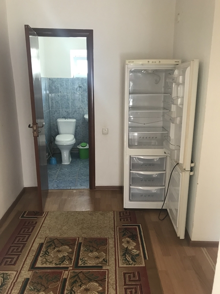 Срочно сдам в аренду небольшой дом в центре города - Изображение #2, Объявление #1723569