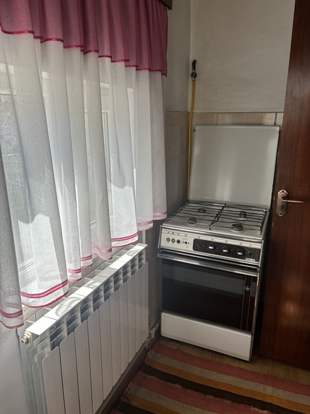 Срочно сдам в долгосрочную аренду небольшой домик в центре города  - Изображение #1, Объявление #1743466